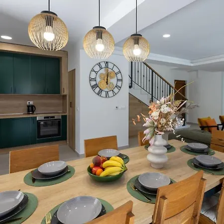 Ivka By Guide ヴィラ *