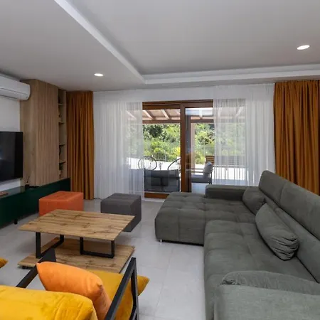 Ivka By Guide ヴィラ *