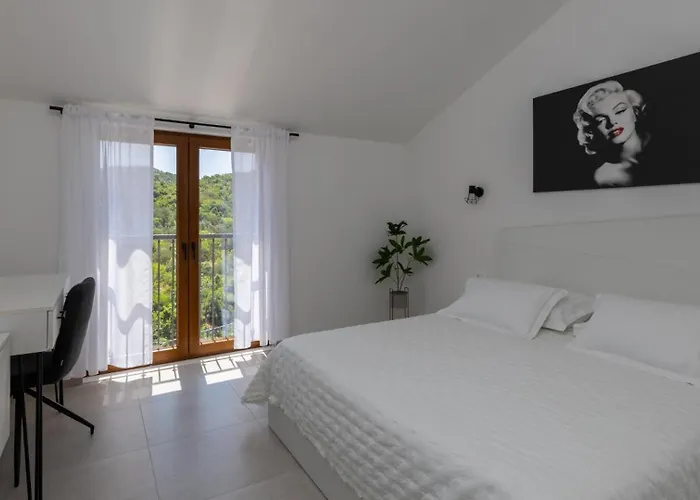 Ivka By Guide * Ploce (Dubrovnik-Neretva)